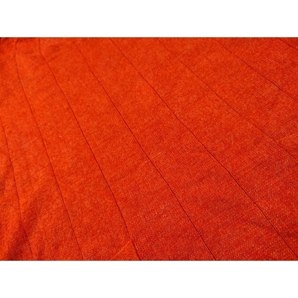 that's me! red lightweight short sleeve sweater - Picture 4 of 10